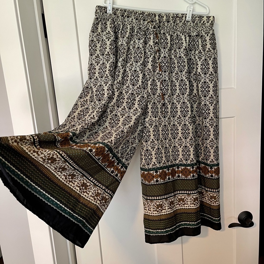 Melló Day Cropped Wide Leg Pant 2x